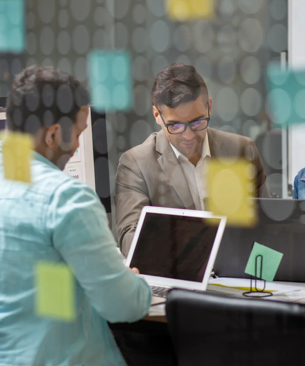 laboratorio-de-computacion-moderno-y-equipado